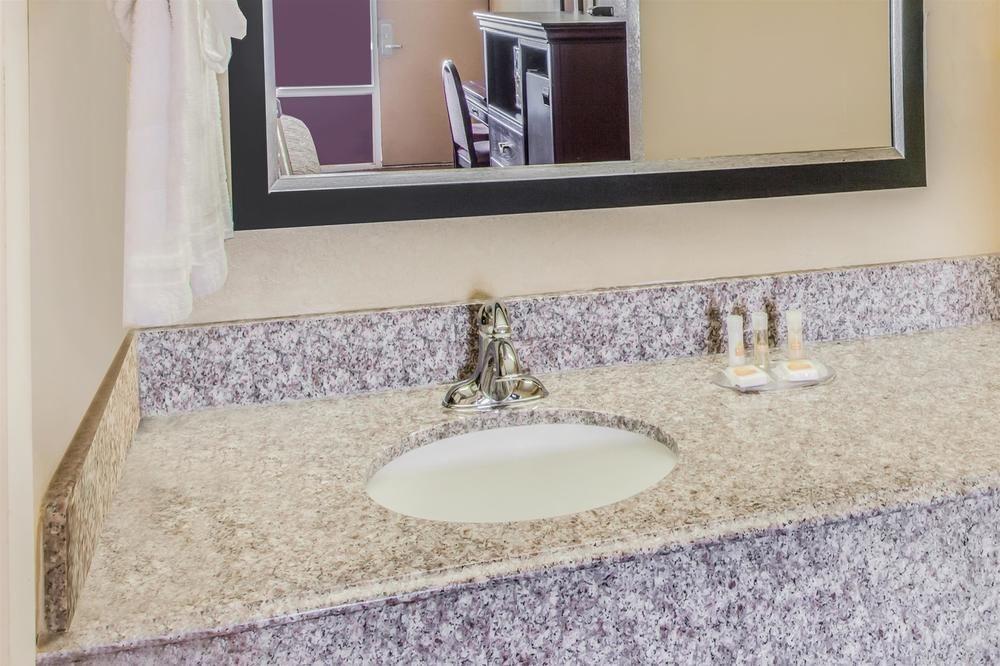 Americas Best Value Inn Of Elk City Esterno foto