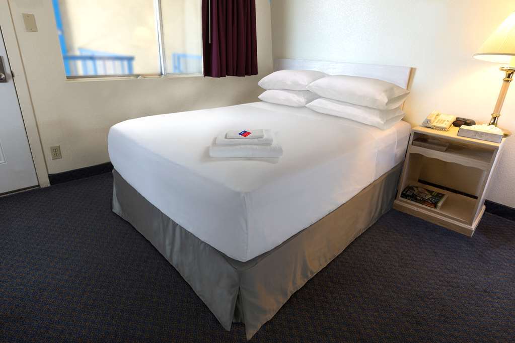 Americas Best Value Inn Of Elk City Camera foto